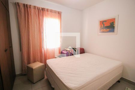 Apartamento à venda com 90m², 3 quartos e 1 vagaquarto 2