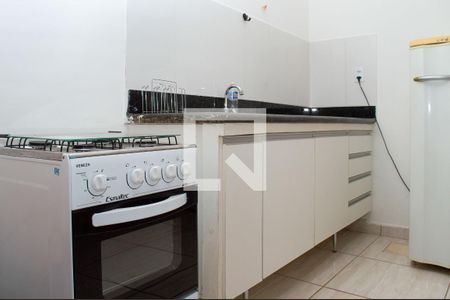 Casa para alugar com 15m², 1 quarto e 2 vagas Casa para alugar com 15m², 1 quarto e 2 vagasCozinha