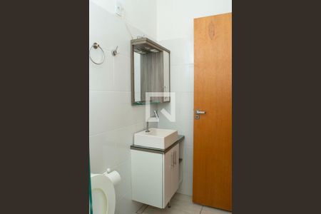 Casa para alugar com 15m², 1 quarto e 2 vagas Casa para alugar com 15m², 1 quarto e 2 vagasBanheiro