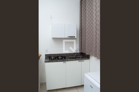 Studio para alugar com 15m², 1 quarto e 1 vaga Studio para alugar com 15m², 1 quarto e 1 vagaCozinha