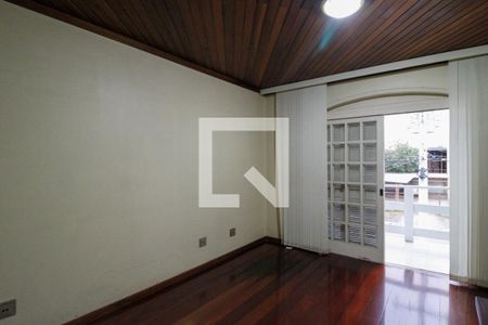 Casa à venda com 270m², 3 quartos e 2 vagas Casa à venda com 270m², 3 quartos e 2 vagasSala 3