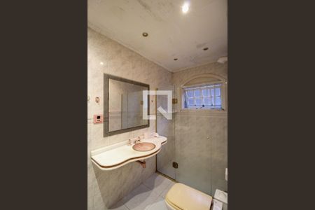 Casa à venda com 270m², 3 quartos e 2 vagas Casa à venda com 270m², 3 quartos e 2 vagasBanheiro da Suíte 3