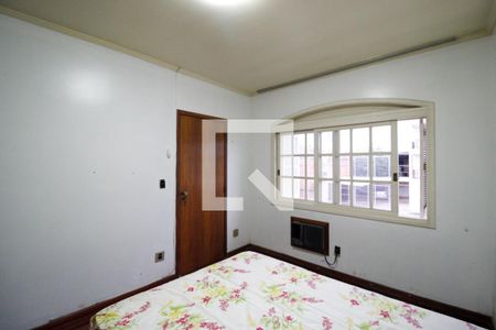 Casa à venda com 270m², 3 quartos e 2 vagas Casa à venda com 270m², 3 quartos e 2 vagasQuarto Suite 1