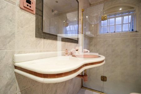 Casa à venda com 270m², 3 quartos e 2 vagas Casa à venda com 270m², 3 quartos e 2 vagasBanheiro da Suíte 3
