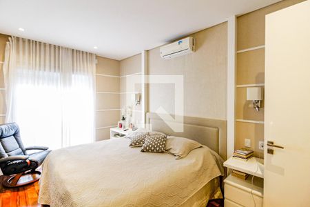 Casa à venda com 310m², 5 quartos e 2 vagasSuíte 4