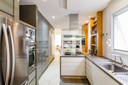 Casa à venda com 310m², 5 quartos e 2 vagasCozinha