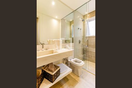 Casa à venda com 310m², 5 quartos e 2 vagasBanheiro