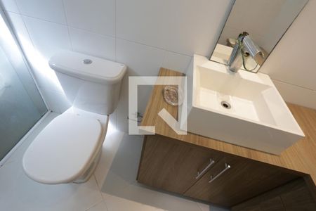 Casa à venda com 200m², 3 quartos e 2 vagasBanheiro da Suíte