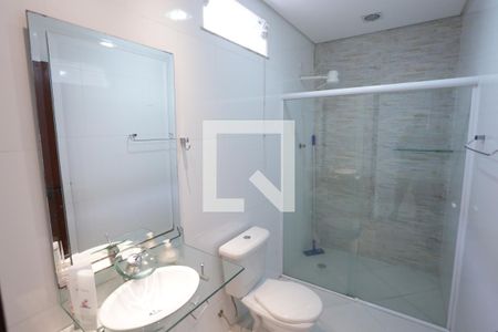 Casa à venda com 200m², 3 quartos e 2 vagasBanheiro