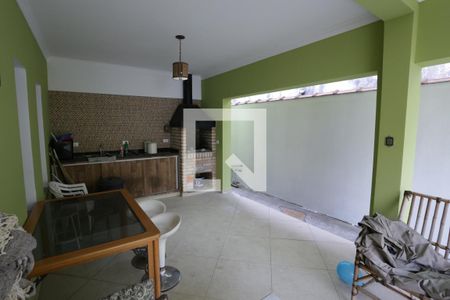 Casa à venda com 200m², 3 quartos e 2 vagasÁrea Gourmet