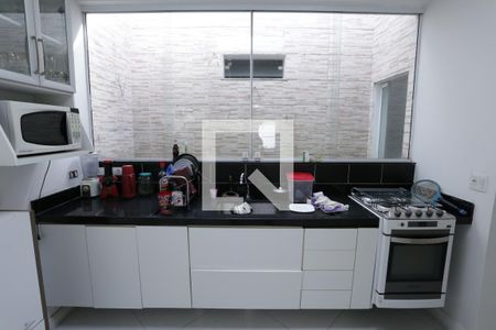 Casa à venda com 200m², 3 quartos e 2 vagasCozinha