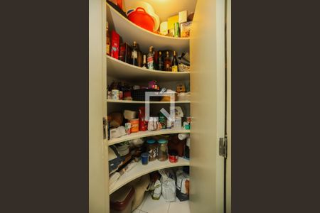 Casa à venda com 220m², 3 quartos e 6 vagasCozinha