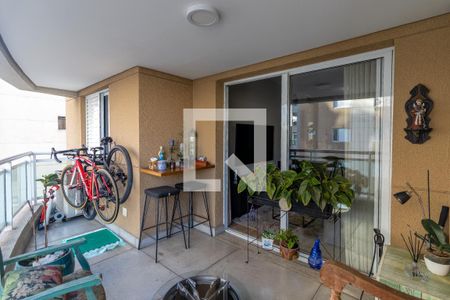 Varanda  de apartamento à venda com 3 quartos, 87m² em Vila Olímpia, São Paulo