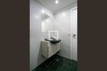 Apartamento para alugar com 77m², 3 quartos e 1 vaga Apartamento para alugar com 77m², 3 quartos e 1 vagaBanheiro