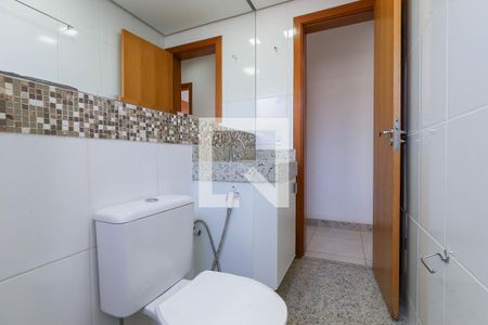 Apartamento à venda com 77m², 3 quartos e 2 vagasBanheiro 2