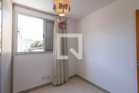 Apartamento à venda com 77m², 3 quartos e 2 vagasQuarto 2