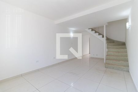 Sala de casa para alugar com 3 quartos, 105m² em Vila Gumercindo, São Paulo