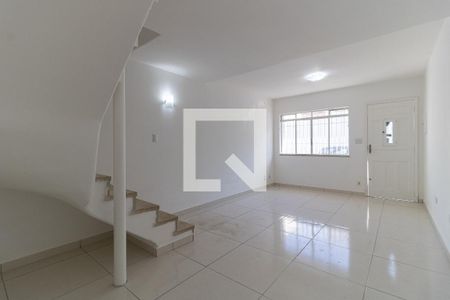 Sala de casa para alugar com 3 quartos, 105m² em Vila Gumercindo, São Paulo