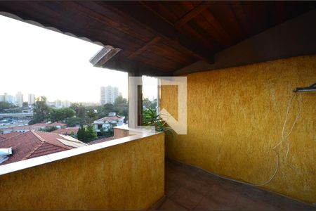 Casa à venda com 253m², 3 quartos e 4 vagasTerraço