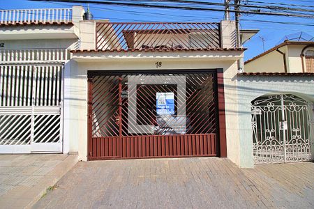 Casa à venda com 150m², 3 quartos e 2 vagasFachada