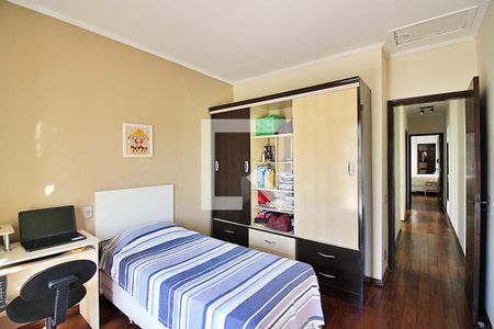 Casa à venda com 150m², 3 quartos e 2 vagasQuarto 2