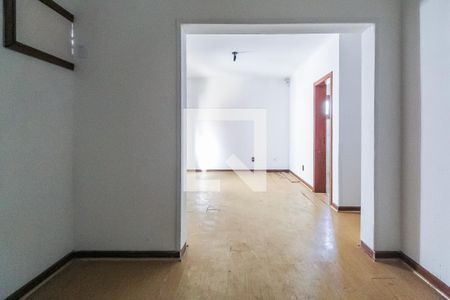 Casa à venda com 417m², 3 quartos e 3 vagasSuíte 2