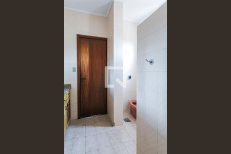 Casa à venda com 417m², 3 quartos e 3 vagasBanheiro da suíte 3