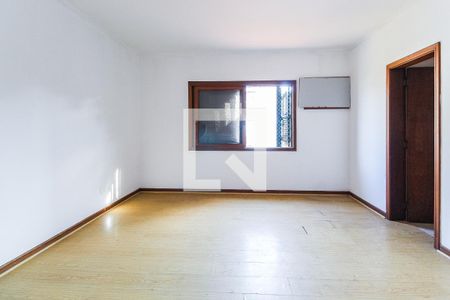 Casa à venda com 417m², 3 quartos e 3 vagasSuíte 3