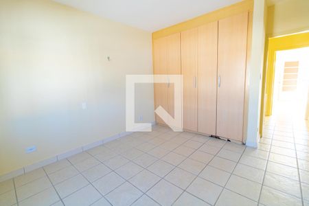 Casa à venda com 208m², 3 quartos e 2 vagas Casa à venda com 208m², 3 quartos e 2 vagasQuarto Suíte