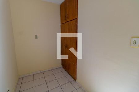 Casa à venda com 208m², 3 quartos e 2 vagas Casa à venda com 208m², 3 quartos e 2 vagasQuarto de Serviço