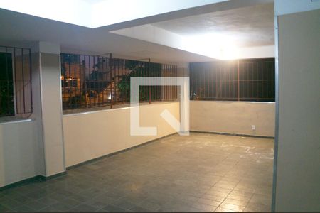 Apartamento à venda com 78m², 2 quartos e 1 vagaÁrea Comum - Playground