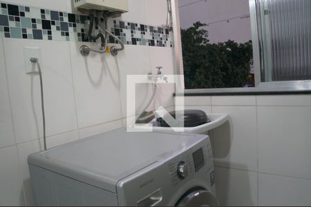 Apartamento à venda com 78m², 2 quartos e 1 vagaÁrea de Serviço