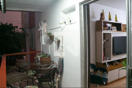 Apartamento à venda com 78m², 2 quartos e 1 vagaVaranda