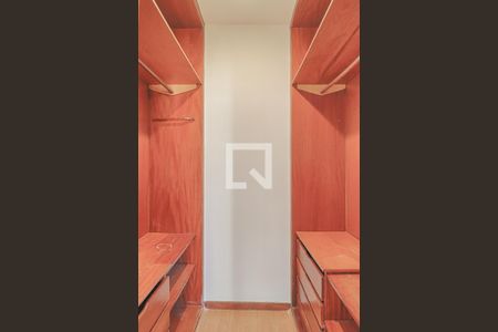 Apartamento à venda com 90m², 3 quartos e 1 vagaCloset Quarto Suíte 