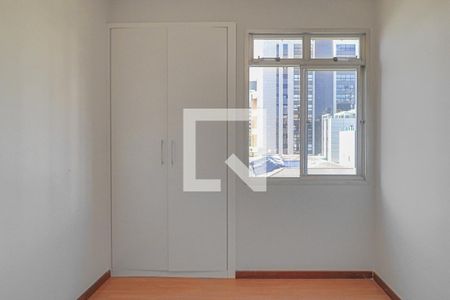 Apartamento à venda com 90m², 3 quartos e 1 vagaQuarto 2