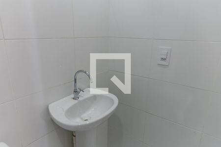 Apartamento à venda com 43m², 2 quartos e 1 vaga Apartamento à venda com 43m², 2 quartos e 1 vagaBanheiro