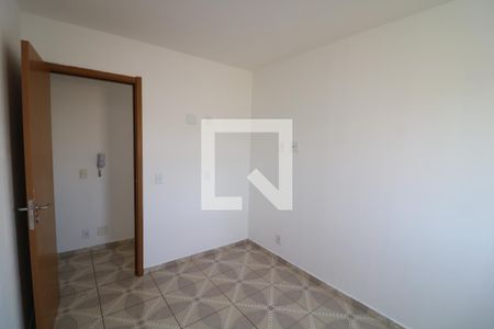 Quarto 1 de apartamento para alugar com 2 quartos, 47m² em Jardim Colonial, São Paulo
