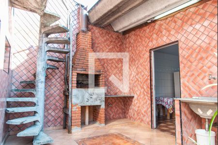 Casa à venda com 220m², 4 quartos e 2 vagasÁrea de serviço