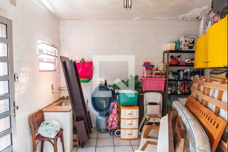 Casa à venda com 220m², 4 quartos e 2 vagasEdícula