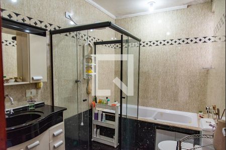 Casa à venda com 220m², 4 quartos e 2 vagasBanheiro 1