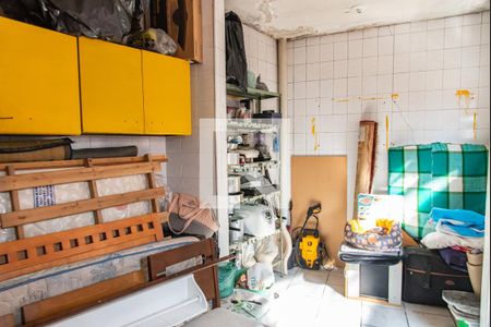 Casa à venda com 220m², 4 quartos e 2 vagasEdícula