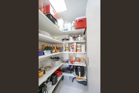 Apartamento à venda com 127m², 3 quartos e 3 vagas Apartamento à venda com 127m², 3 quartos e 3 vagasDespensa