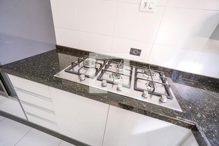 Apartamento à venda com 127m², 3 quartos e 3 vagas Apartamento à venda com 127m², 3 quartos e 3 vagasCooktop