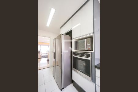 Apartamento à venda com 127m², 3 quartos e 3 vagas Apartamento à venda com 127m², 3 quartos e 3 vagasCozinha