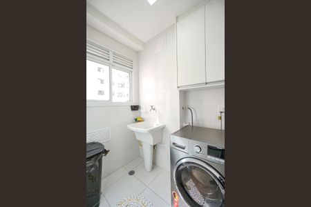 Apartamento à venda com 127m², 3 quartos e 3 vagas Apartamento à venda com 127m², 3 quartos e 3 vagasÁrea de serviço