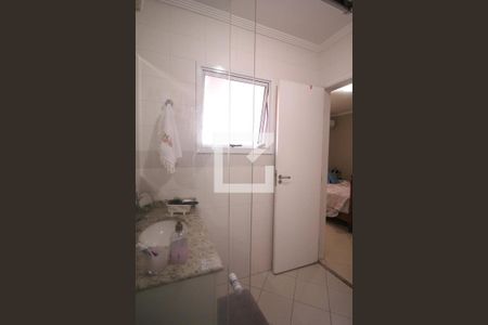 Casa de condomínio à venda com 220m², 3 quartos e 3 vagasBanheiro