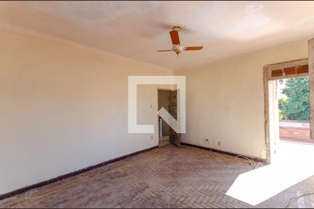Casa à venda com 350m², 4 quartos e 2 vagas Casa à venda com 350m², 4 quartos e 2 vagasQuarto 3