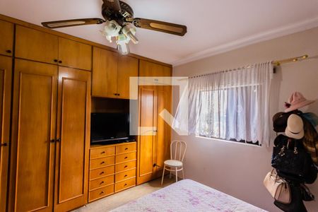 Apartamento à venda com 126m², 3 quartos e 2 vagas Apartamento à venda com 126m², 3 quartos e 2 vagasSuíte