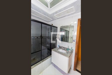 Apartamento à venda com 126m², 3 quartos e 2 vagas Apartamento à venda com 126m², 3 quartos e 2 vagasBanheiro da Suíte