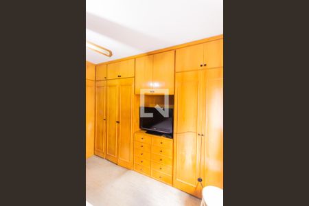 Apartamento à venda com 126m², 3 quartos e 2 vagas Apartamento à venda com 126m², 3 quartos e 2 vagasArmário